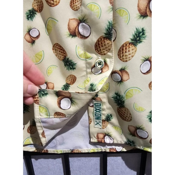 DIXXON FLANNEL CO. Women’s “Piña Colada” Short Sleeve Button-Up – Size XL - Picture 5 of 9